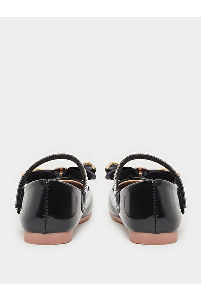 Styli Embellished Round Toe Ballerina Shoes with Bow Detail