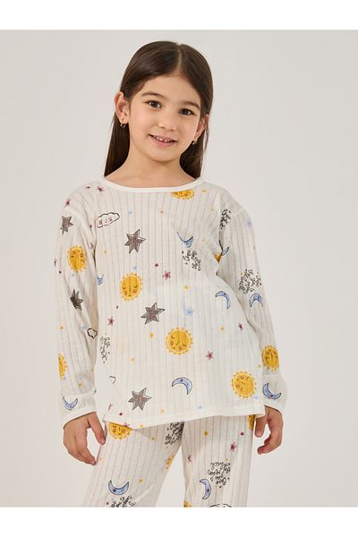 Styli All-Over Print Round Neck T-Shirt and Pyjama Set