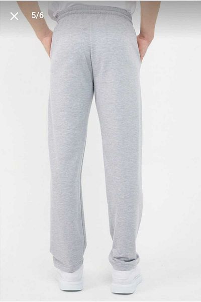 UYN SPORT Comfortable Fit Straight Leg Sweatpants