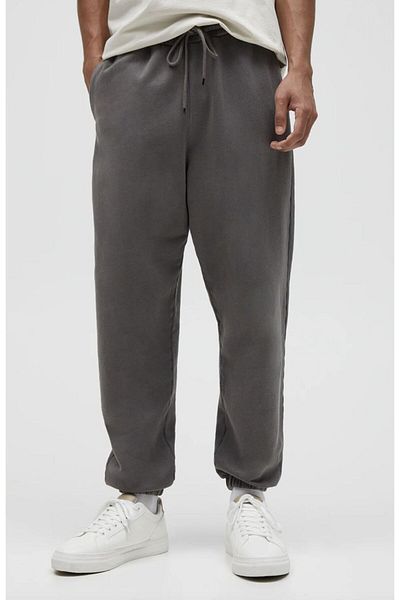 UYN SPORT Comfortable Fit Jogger Leg Sweatpants