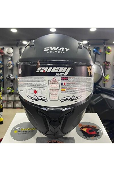 Sway 820 Full Face Şeffaf Vizör Kapalı Motosiklet Kaskı L Beden Mat Siyah