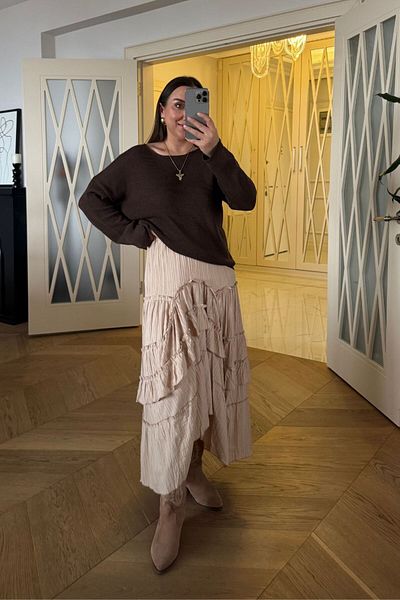 Tuba Butik Ruffled Asymmetrical Midi Skirt