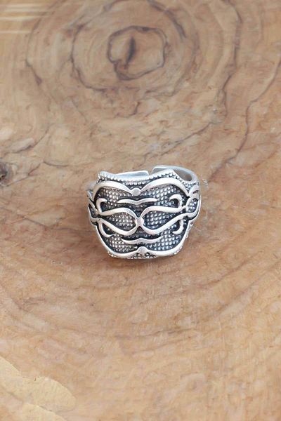 SeyCey.co Motif Silver Color Adjustable Men's Ring