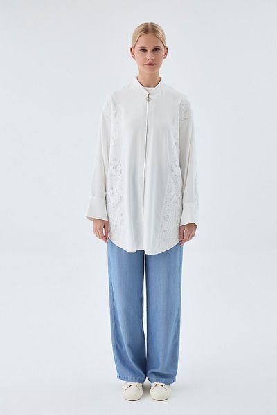 Zühre Zippered Jacket with Embroidery Detail