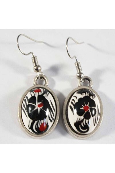 Çini Evi أقراط بلاك كلوفر إينسيك