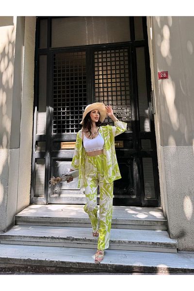 NS SHINE BEAUTY Patterned Kimono & Trousers Double Set