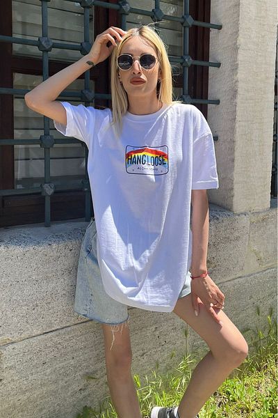 Madmext Γυναικείο μπλουζάκι Oversize με στάμπα λευκό Mg808