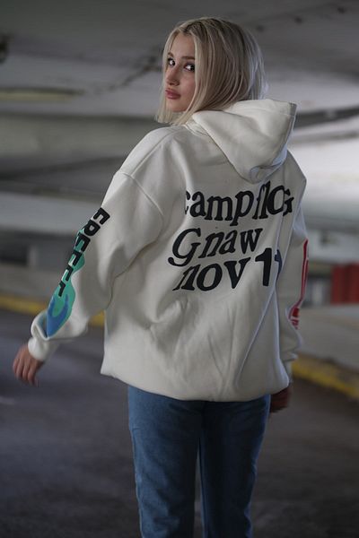 Madmext Weißes Oversize-Sweatshirt mit Kapuze Mg903
