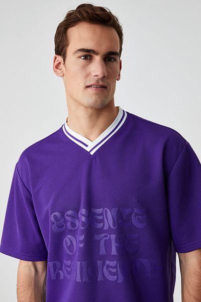 GRIMELANGE Pampa Men's Print Detailed Relaxed V-Neck Short Sleeve Purple T-Shirt