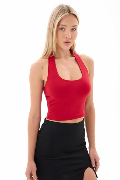vesantia Red Halter Crop