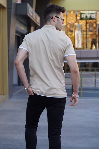 Madmext Beiges Basic-T-Shirt mit Rollkragen 5885