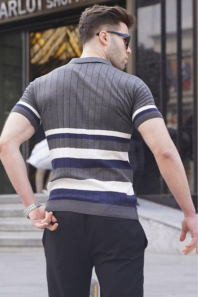 Madmext Gestreiftes Strick-T-Shirt mit Polokragen in Anthrazit 6356