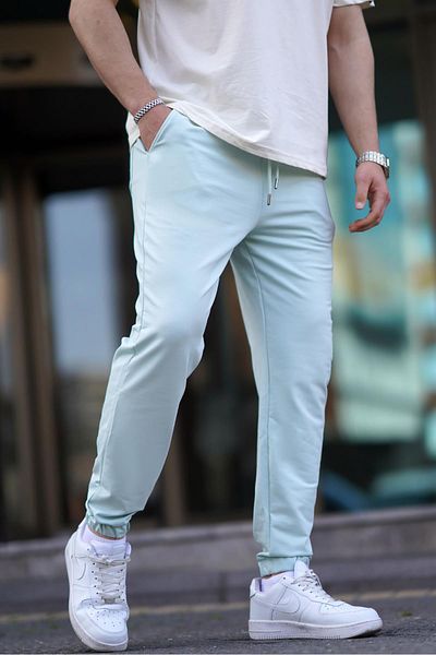 Madmext Mintgrüner Basic-Herren-Trainingsanzug mit elastischen Beinen 5494