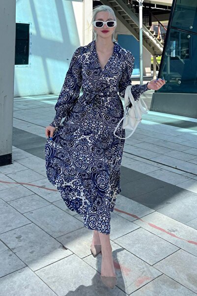 Madmext Μακρύ γυναικείο φόρεμα MG2052 με γιακά με μπλε σχέδιο