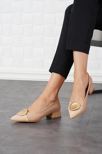 Moda Pie Pantofi cu toc de damă Polena Nut din piele lăcuită - cu cataramă rotundă
