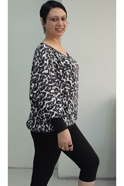 Mertcan Butik Black Ecru Smoked Print V-Neck Skirt Long Sleeve Pleated Viscose T-Shirt with Sleeves Cuffs