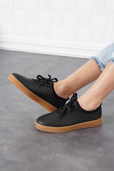 Moda Pie Pantofi sport pentru femei Lestar Strech cu împânzire din cauciuc, piele neagră