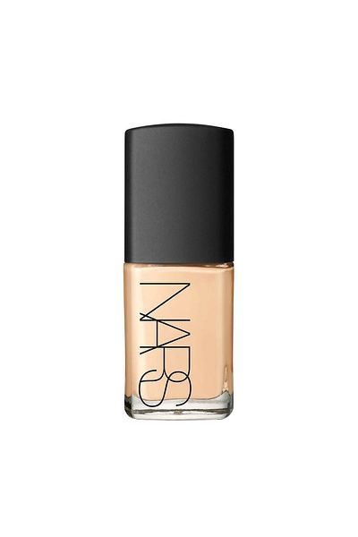 Nars Sheer Glow Foundation 30 ml Light 4.5 Vienna Peach Medium Light with Base Tone