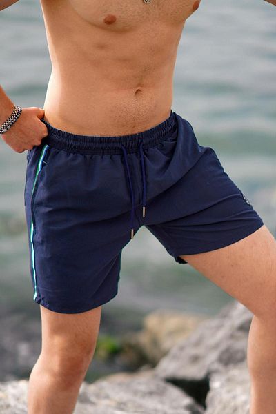 Madmext Ανδρικό σορτς κολύμβησης Navy Blue - Πλαϊνές ρίγες και τσέπες 7212