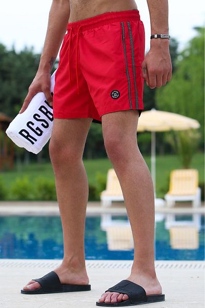 Madmext Badeshorts in Weinrot mit bestickten Seitenstreifen 2943