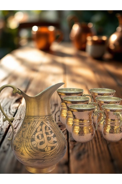 Bolca Çivi İşlemeli Bakır Sürahi ve 6'lı Maşrafa Takımı