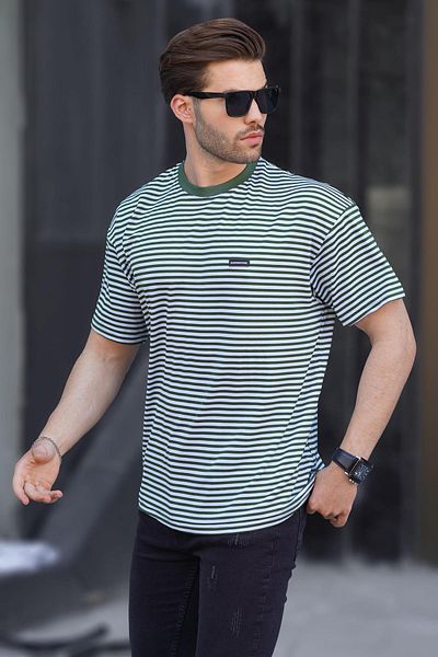 Madmext 7031 Modell Khaki Herren-T-Shirt – Rundhalsausschnitt, gestreift, kurze Ärmel, Wappen-Detail