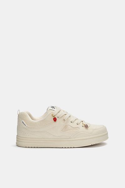 Pull & Bear Skater trainers with charms
