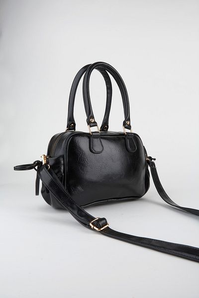 Vivaq Women's Black Wrinkled Shiny Faux Leather Zipper Closure Strap Handbag and Shoulder Bag