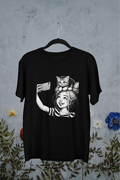 Butik تي شيرت بناتي/نسائي/أمي كات بوسي- نقل مطبوع برقبة دائرية وأكمام قصيرة