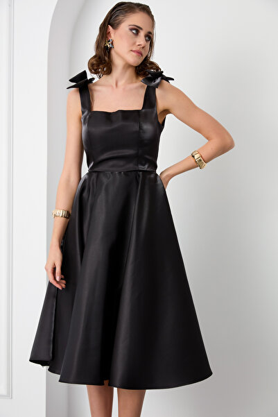 Lafaba Γυναικείο Μίντι Βραδινό Φόρεμα με Λεπτομέρεια Μαύρο Φιόγκο