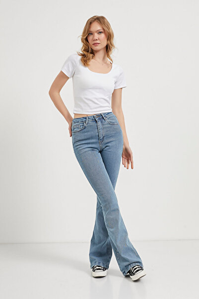 Arma Life Γυναικείο μπλουζάκι με λαιμόκοψη στην πισίνα με μαξιλαράκι στο στήθος