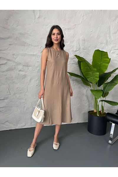 Elif Özbey Butik Рокля с миди дължина и страничен шев от норка