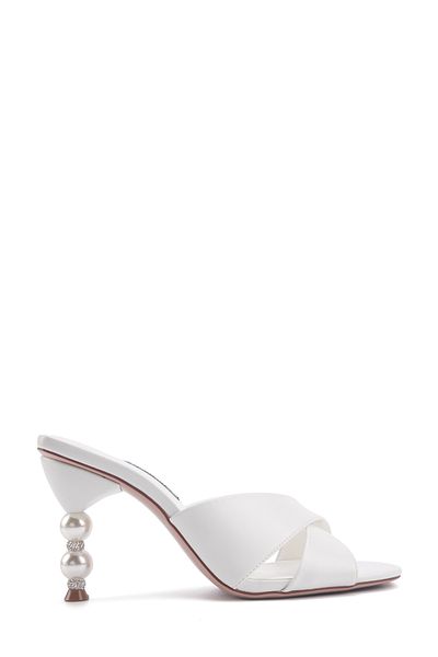 Nine West شبشب نسائي أبيض من LOVELY 4FX