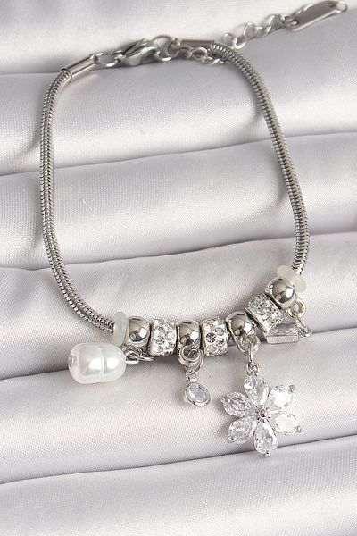 BESKAR Brass Silver Color Sallan Zircon Stone Flower Model Pearl Detailed Charm Women's Bracelet