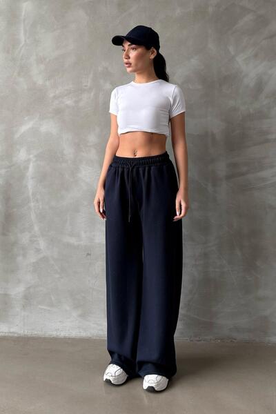 Madmext Sötétkék állítható derék, széles szárú, laza szabású, egyszerű szabású női melegítőnadrág MG2122