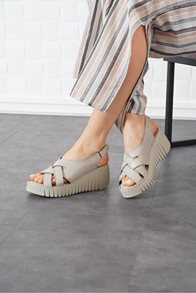 Moda Pie Sandale de damă Sante cu toc pană din piele naturală argintii