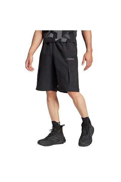 adidas Ανδρικό μαύρο σορτς CARGO SHORTS JE9420