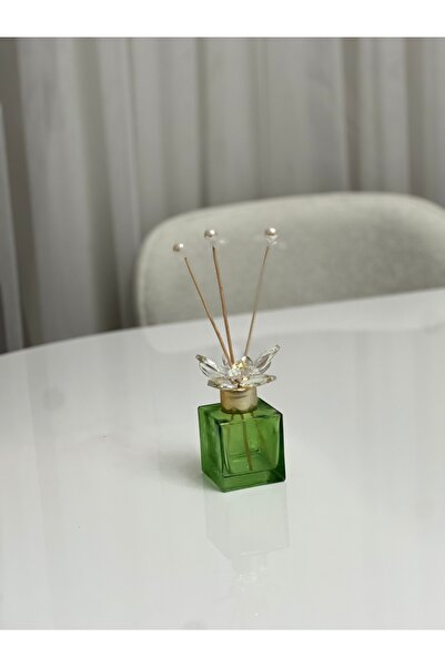 USD HOME عطر غرفة الزجاجة الخضراء