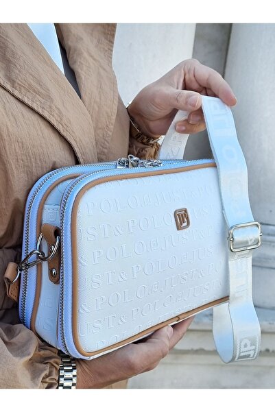 Just Polo JP حقيبة كتف وحقيبة كروس نسائية بيضاء مكونة من مطبوع أقسام مونوغرام