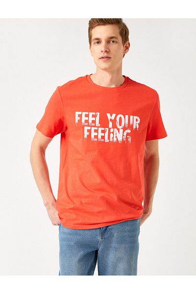 Koton Bedrucktes T-Shirt mit Standard-Passform