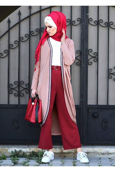 TRENDTESETTÜR سترة نسائية فضفاضة مخططة باللون البودرة 32661