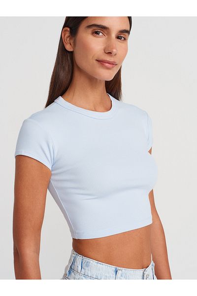 Dilvin 31810 Crew Neck Crop T-Shirt-Light Blue