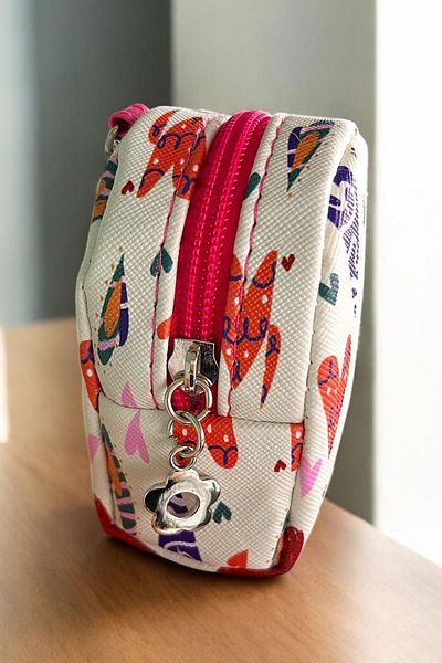 TAKIŞTIR Mixed Color Heart Figured Keychain / Wallet