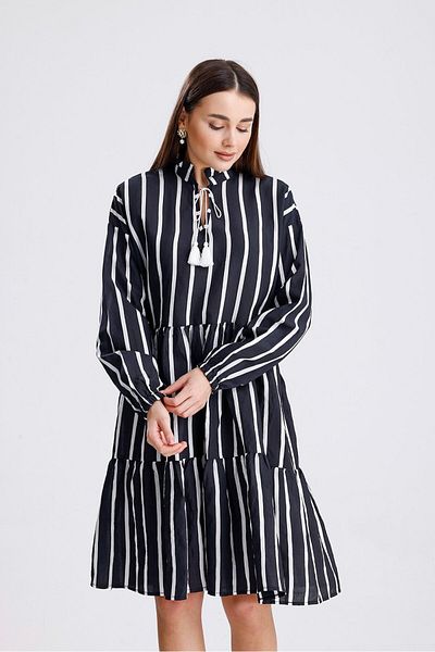 ikomteks Rochie cu dungi cu detaliu din dantela