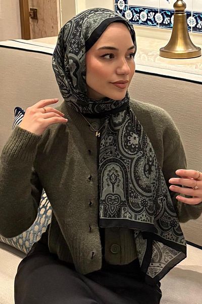 carell Mihriban Karaman's Choice Saphire Soft Green Early Silk Shawl