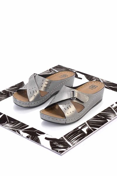 Bambi Platinum Women's Slippers K04446185809