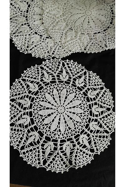 Papatyam Hand Knitted Crochet 5 Pcs (27 cm Diameter) Lace Set/Vintage/Handcrafted Dowry Lace/