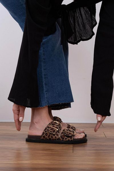 sovrana Papuci cu două curele Leopard