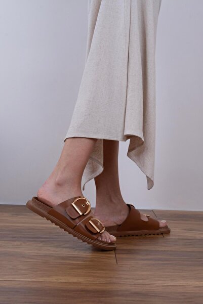 sovrana Двохремінна тапка