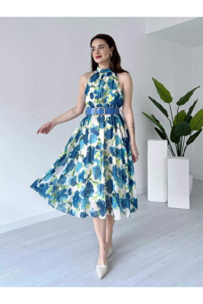 LUXLIGHT Kadın Halter Yaka Mavi Krem Şifon Kemerli Çiçek Desenli Uzun Elbise